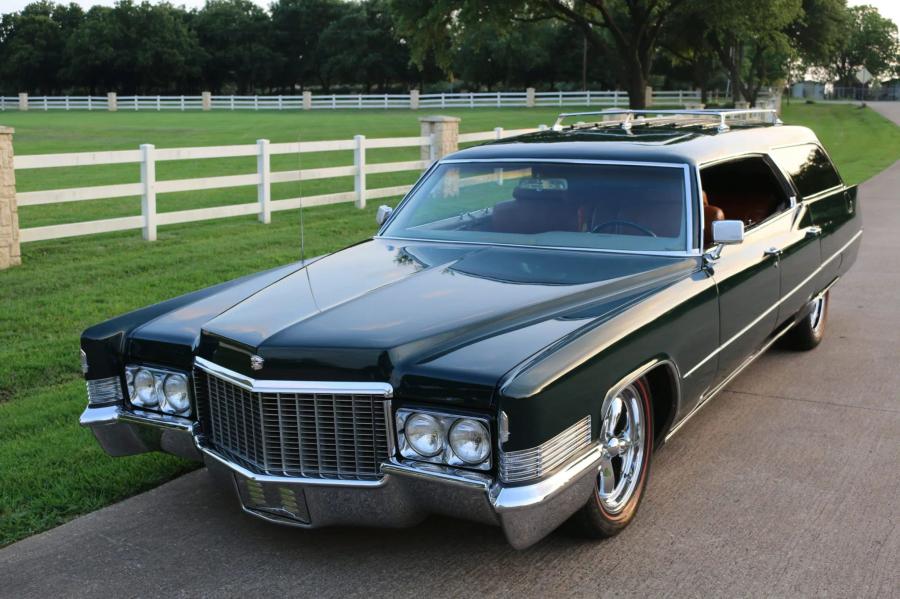  Cadillac DeVille 9-passenger Station Wagon by WISCO (B9114767) 1969 года  (фото 8 из 147)